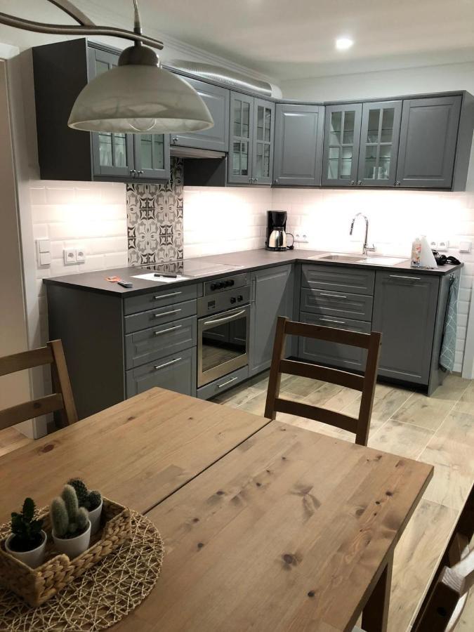 Gaestewohnung Schlossblick Grödig Esterno foto