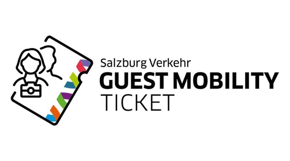Gaestewohnung Schlossblick Grödig Esterno foto